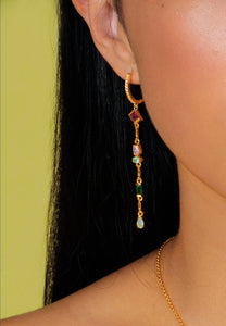 Hoop earrings with pendant and Catalan closure.